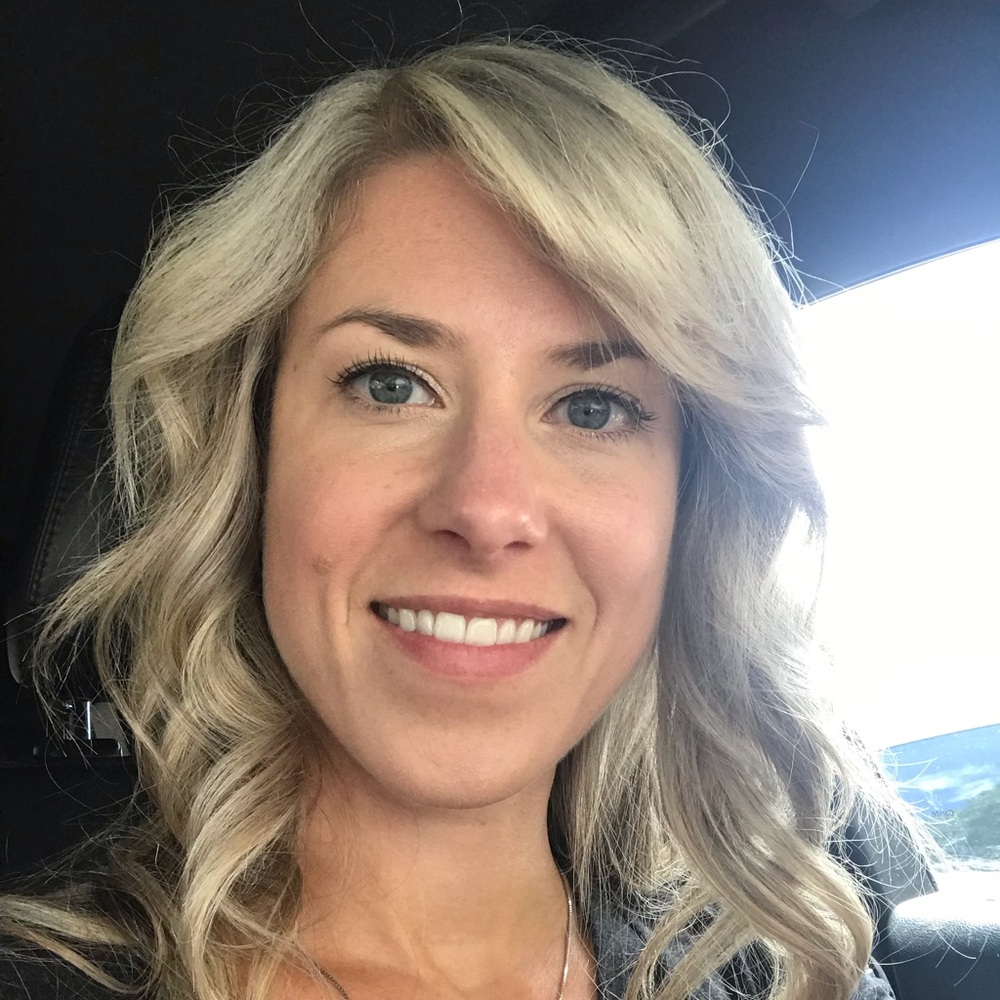 Meet your Posher, Nicole